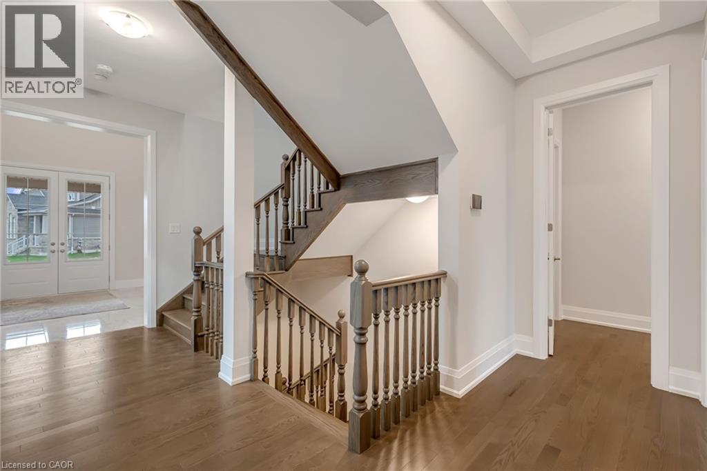 27 Gamble Street, Halton Hills, Ontario  L7G 0P3 - Photo 5 - 40781569