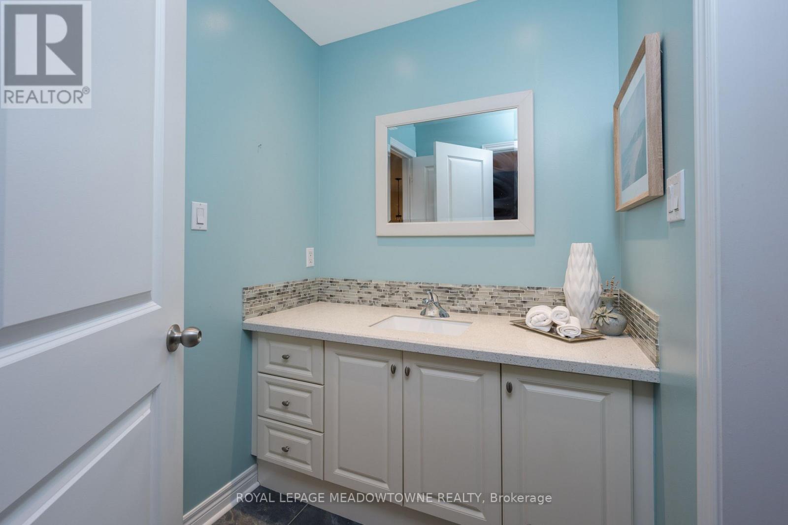 297 Eaton Street, Halton Hills (Georgetown), Ontario  L7G 6N7 - Photo 29 - W12480391