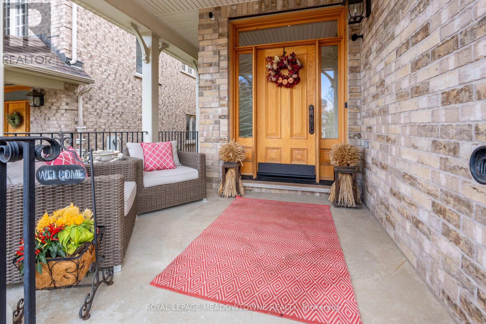 297 Eaton Street, Halton Hills (Georgetown), Ontario  L7G 6N7 - Photo 3 - W12480391