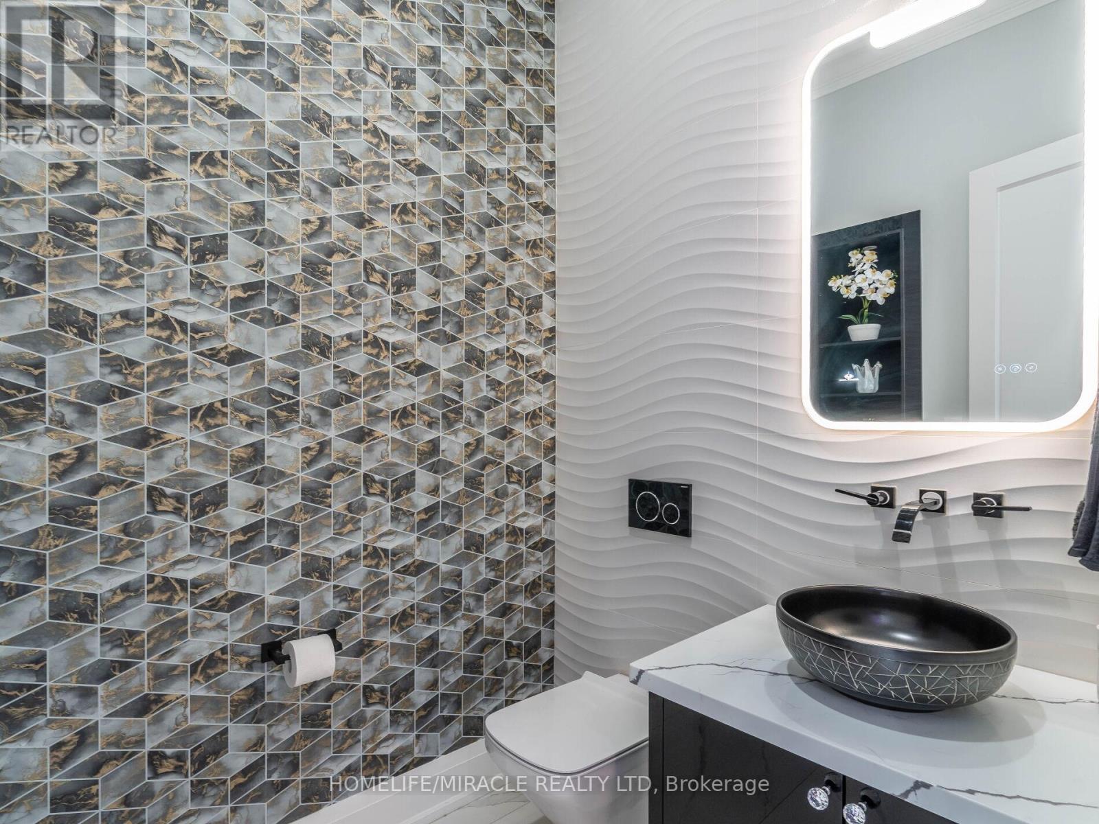 11086 Winston Churchill Boulevard, Halton Hills (Georgetown), Ontario  L7G 4S7 - Photo 17 - W12483329