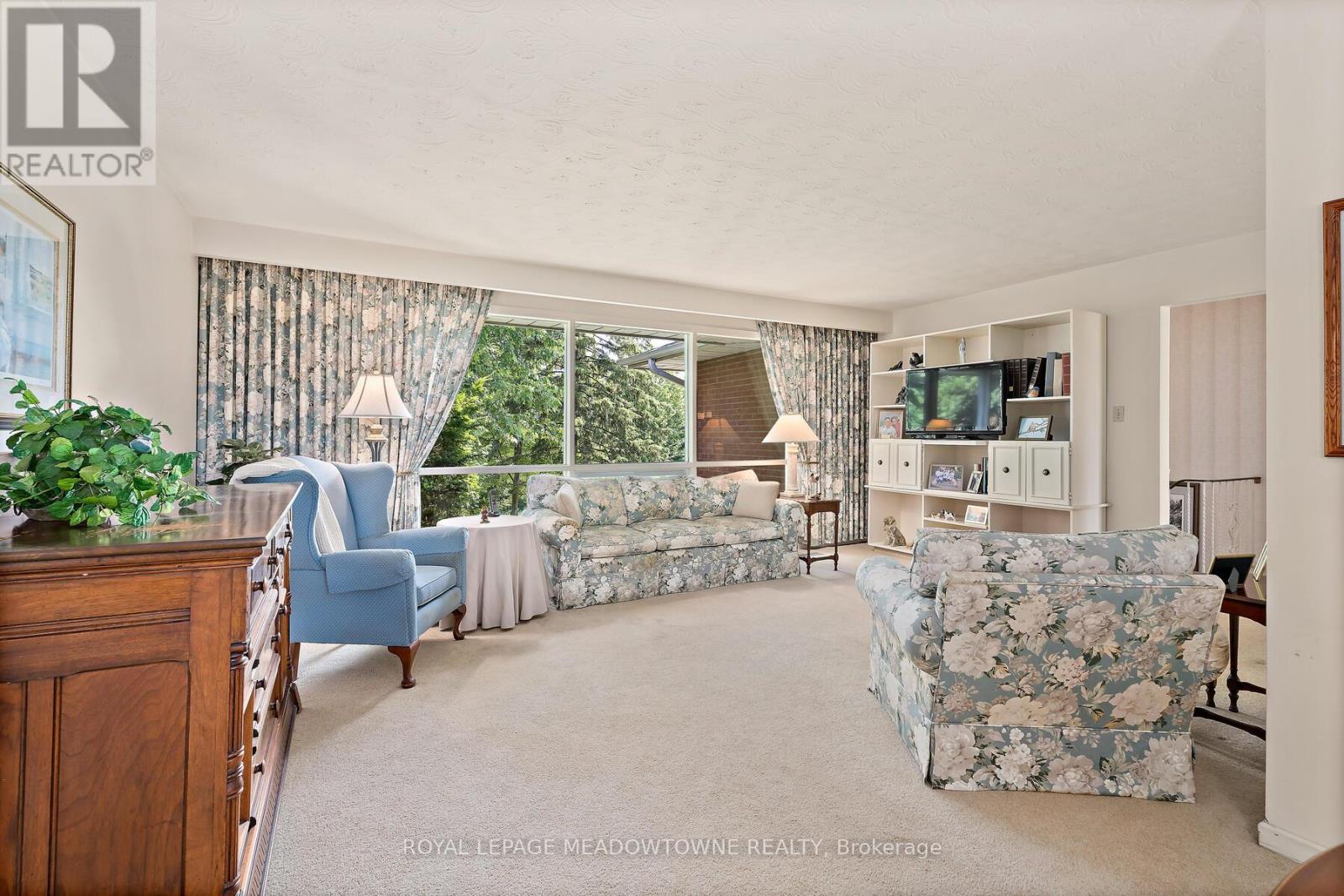 12506 Eighth Line, Halton Hills (Rural Halton Hills), Ontario  L7G 4S4 - Photo 9 - W12484173