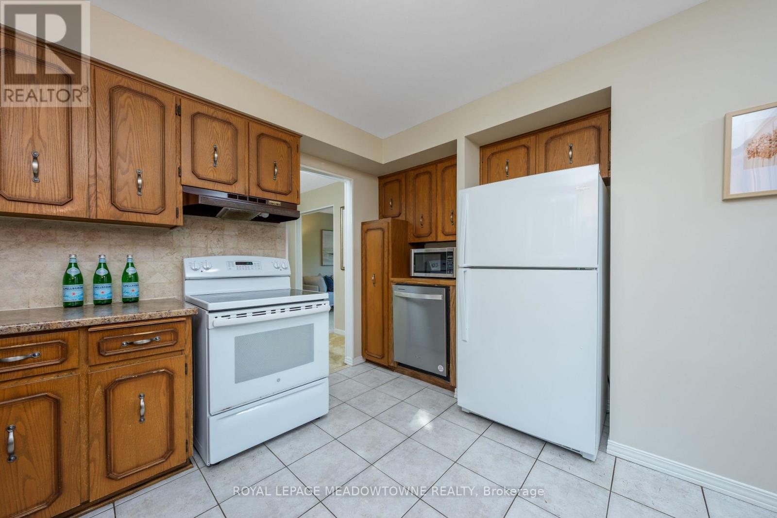 12826 Silvercreek Drive, Halton Hills (Rural Halton Hills), Ontario  L7G 4S4 - Photo 14 - W12485171