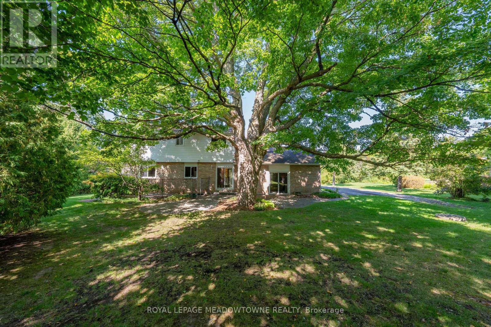 12826 Silvercreek Drive, Halton Hills (Rural Halton Hills), Ontario  L7G 4S4 - Photo 39 - W12485171