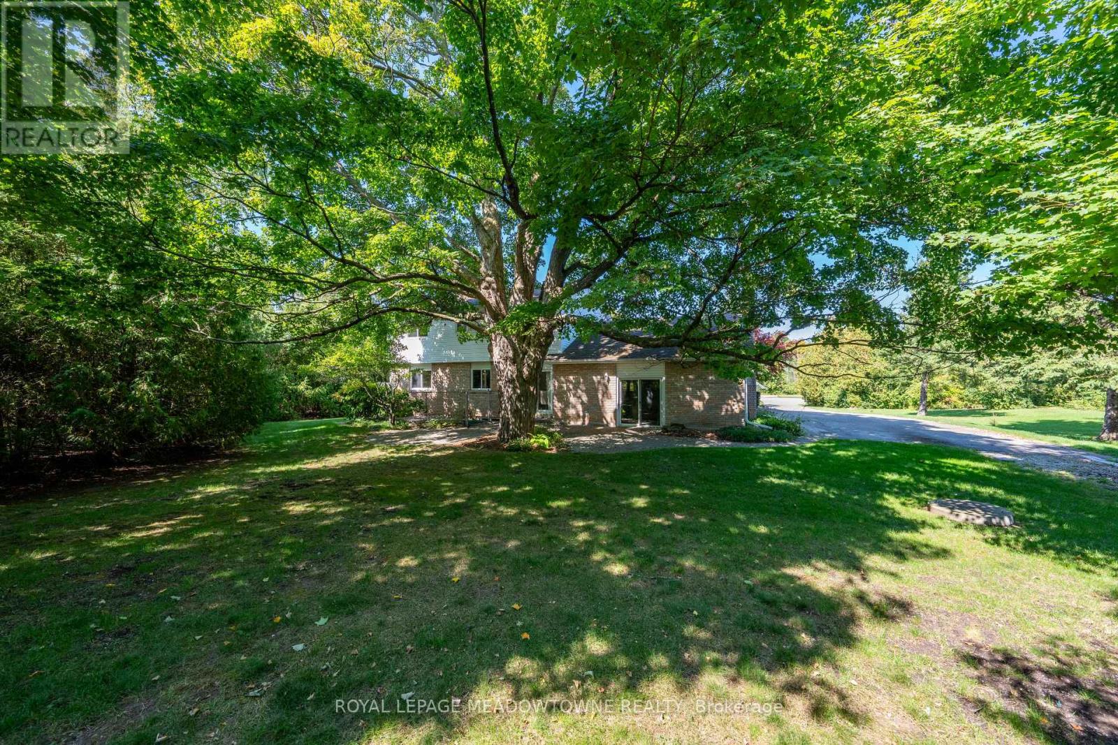 12826 Silvercreek Drive, Halton Hills (Rural Halton Hills), Ontario  L7G 4S4 - Photo 40 - W12485171