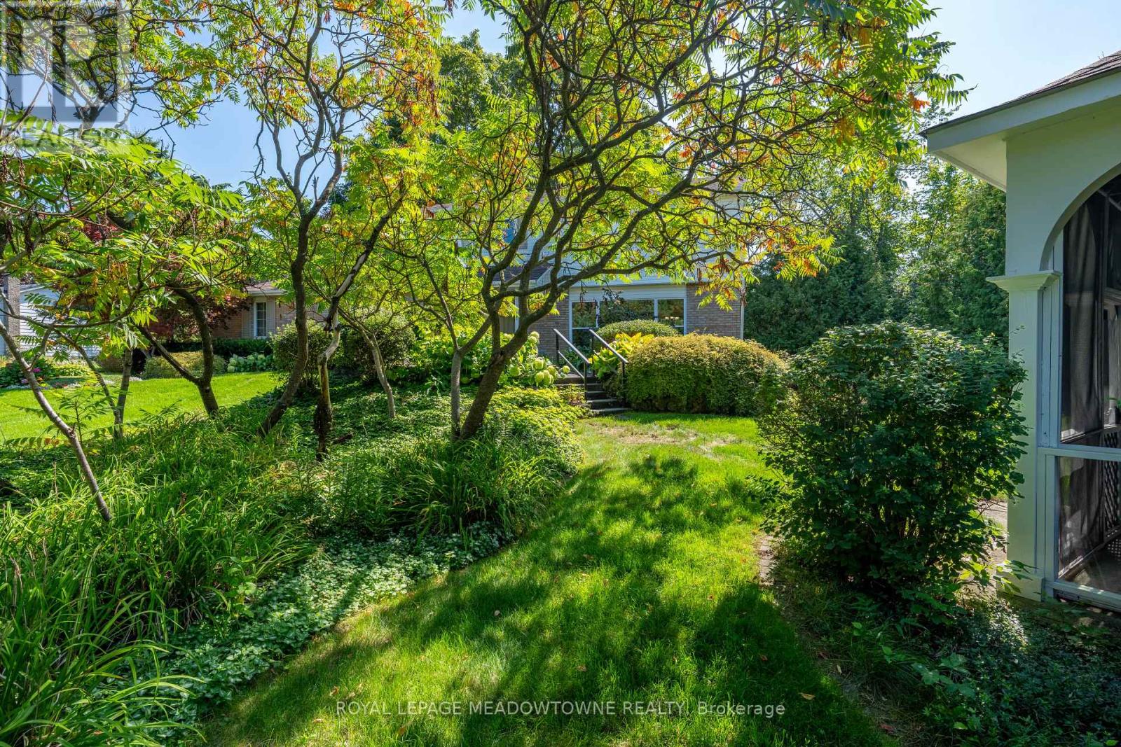 12826 Silvercreek Drive, Halton Hills (Rural Halton Hills), Ontario  L7G 4S4 - Photo 42 - W12485171