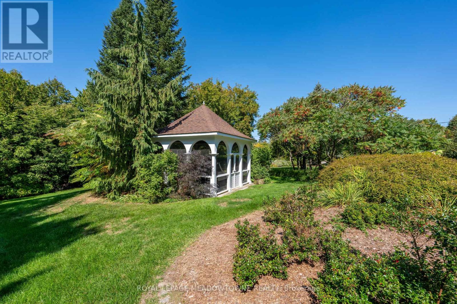 12826 Silvercreek Drive, Halton Hills (Rural Halton Hills), Ontario  L7G 4S4 - Photo 43 - W12485171