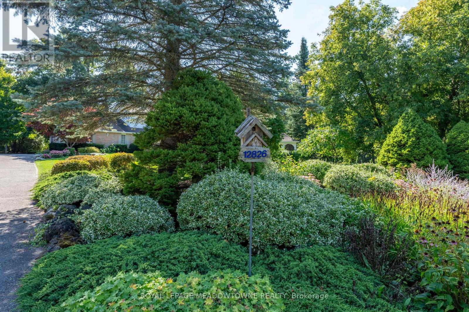 12826 Silvercreek Drive, Halton Hills (Rural Halton Hills), Ontario  L7G 4S4 - Photo 46 - W12485171