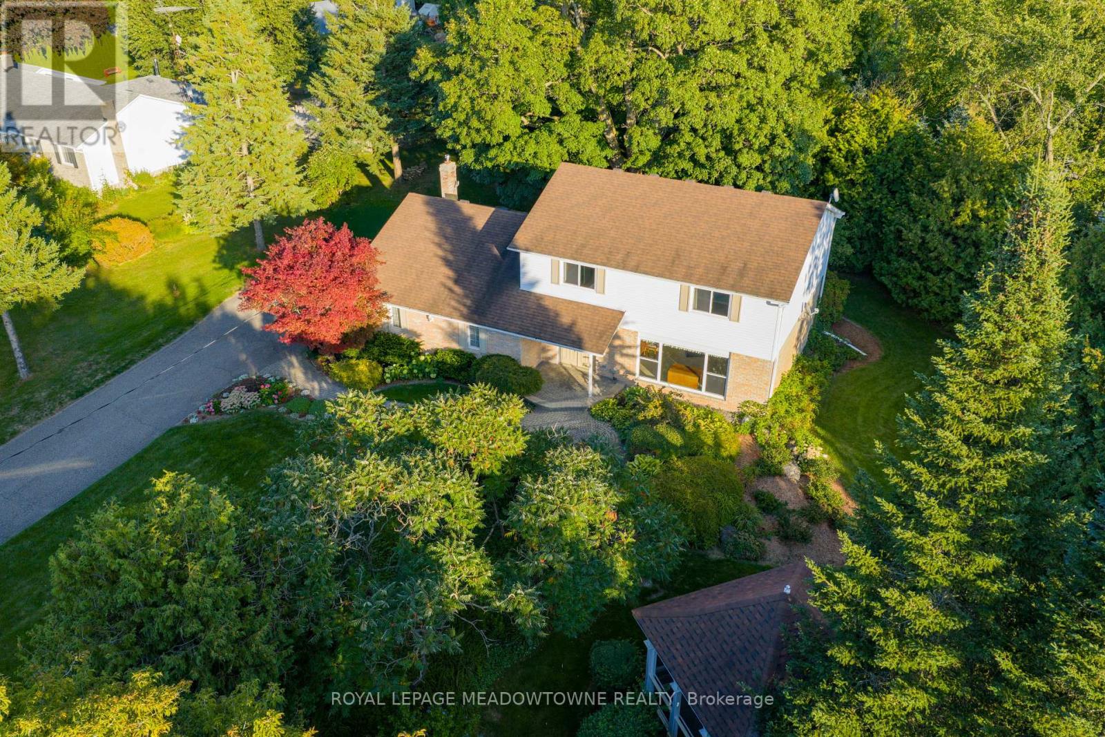 12826 Silvercreek Drive, Halton Hills (Rural Halton Hills), Ontario  L7G 4S4 - Photo 49 - W12485171