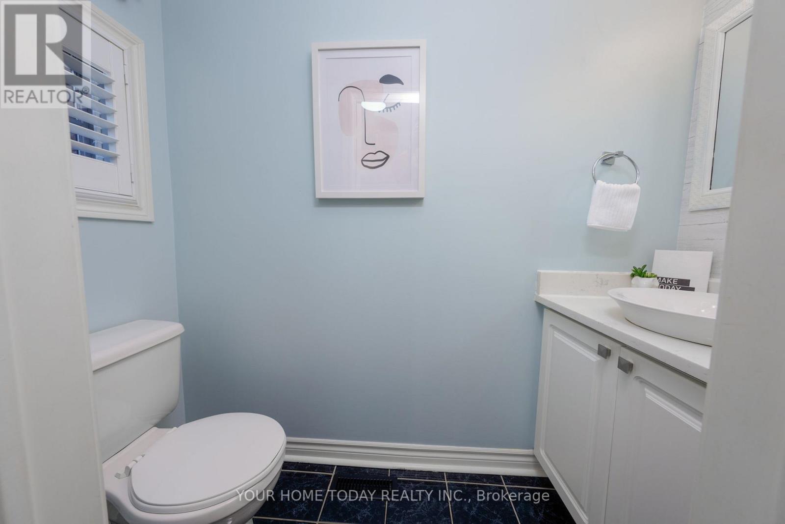 8 - 76 River Drive, Halton Hills (Georgetown), Ontario  L7G 2J2 - Photo 18 - W12485332