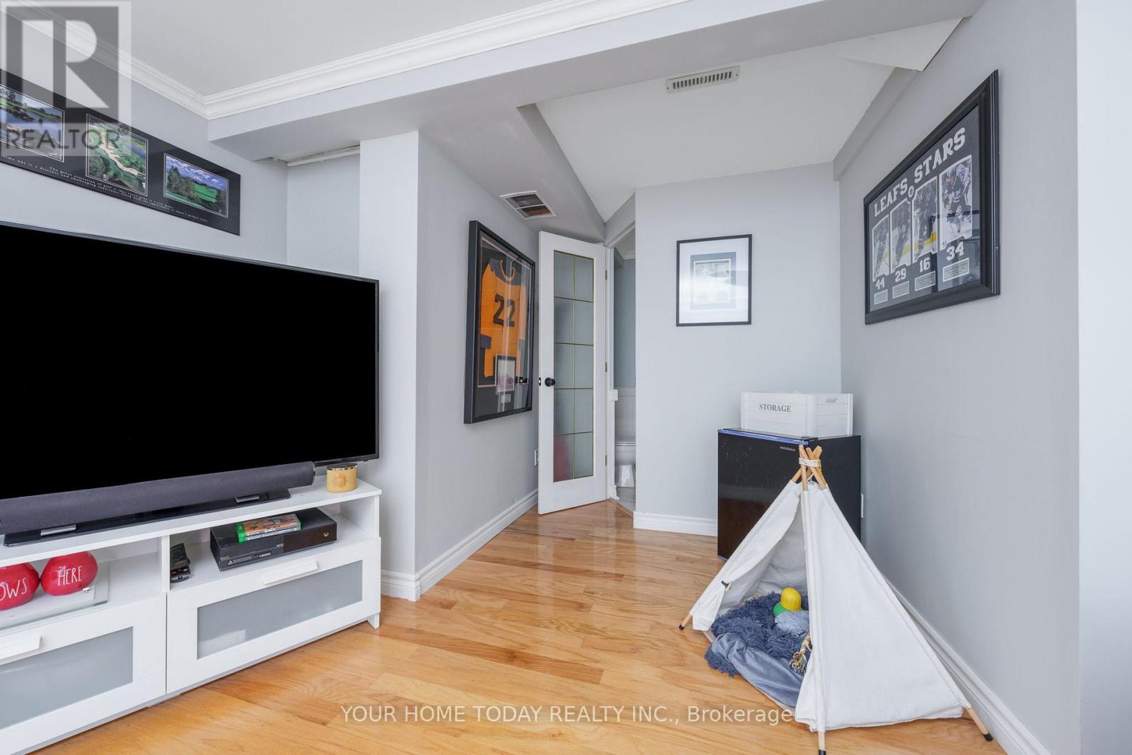 8 - 76 River Drive, Halton Hills (Georgetown), Ontario  L7G 2J2 - Photo 23 - W12485332