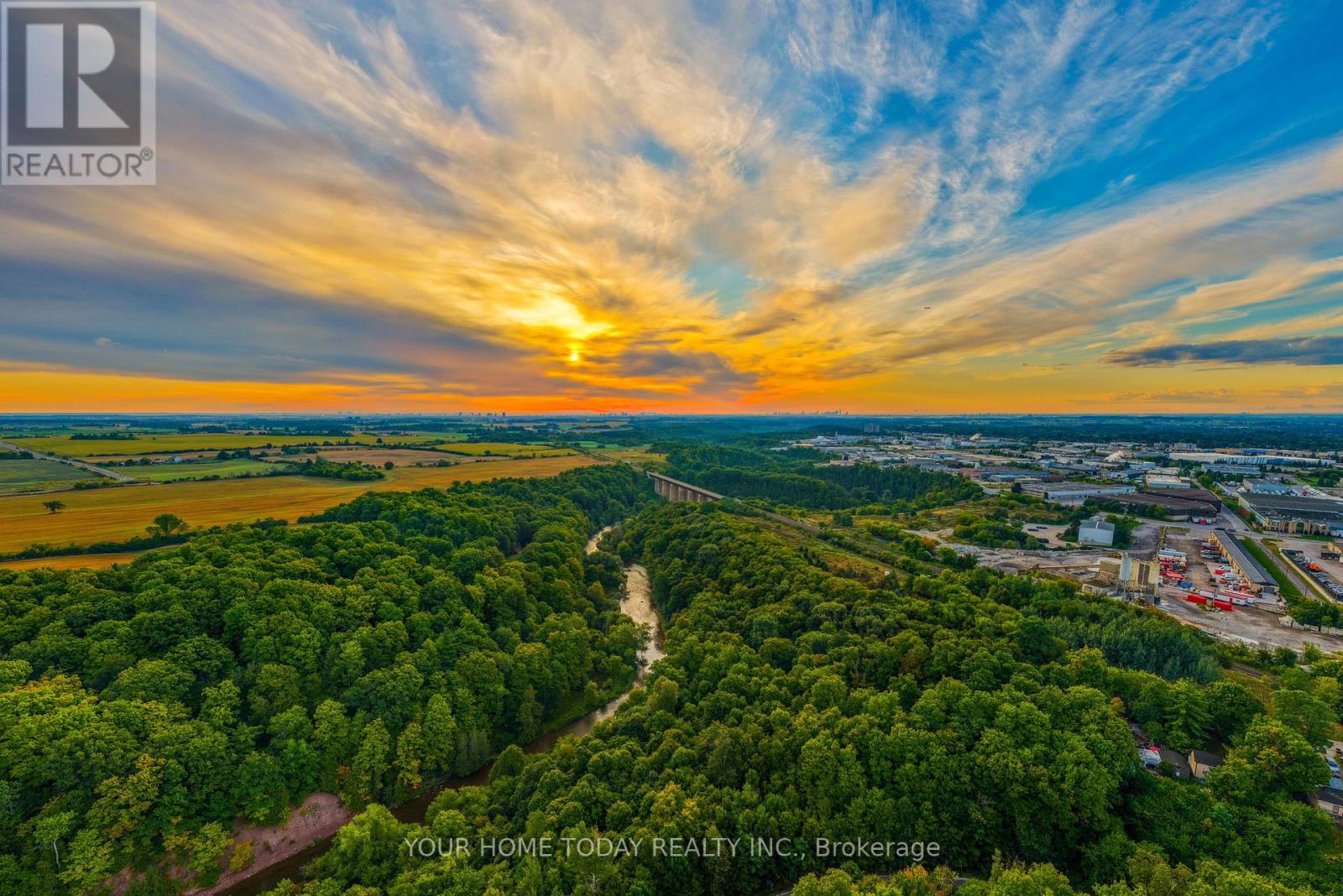 8 - 76 River Drive, Halton Hills (Georgetown), Ontario  L7G 2J2 - Photo 43 - W12485332