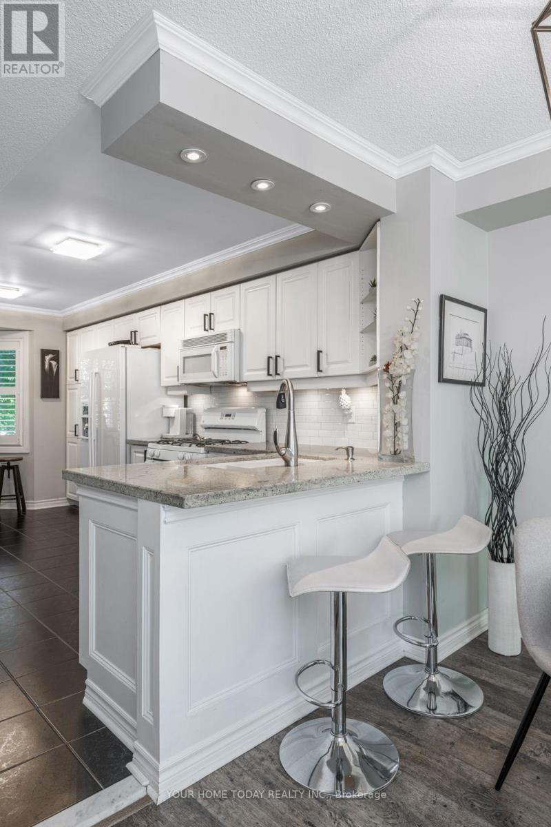 8 - 76 River Drive, Halton Hills (Georgetown), Ontario  L7G 2J2 - Photo 8 - W12485332