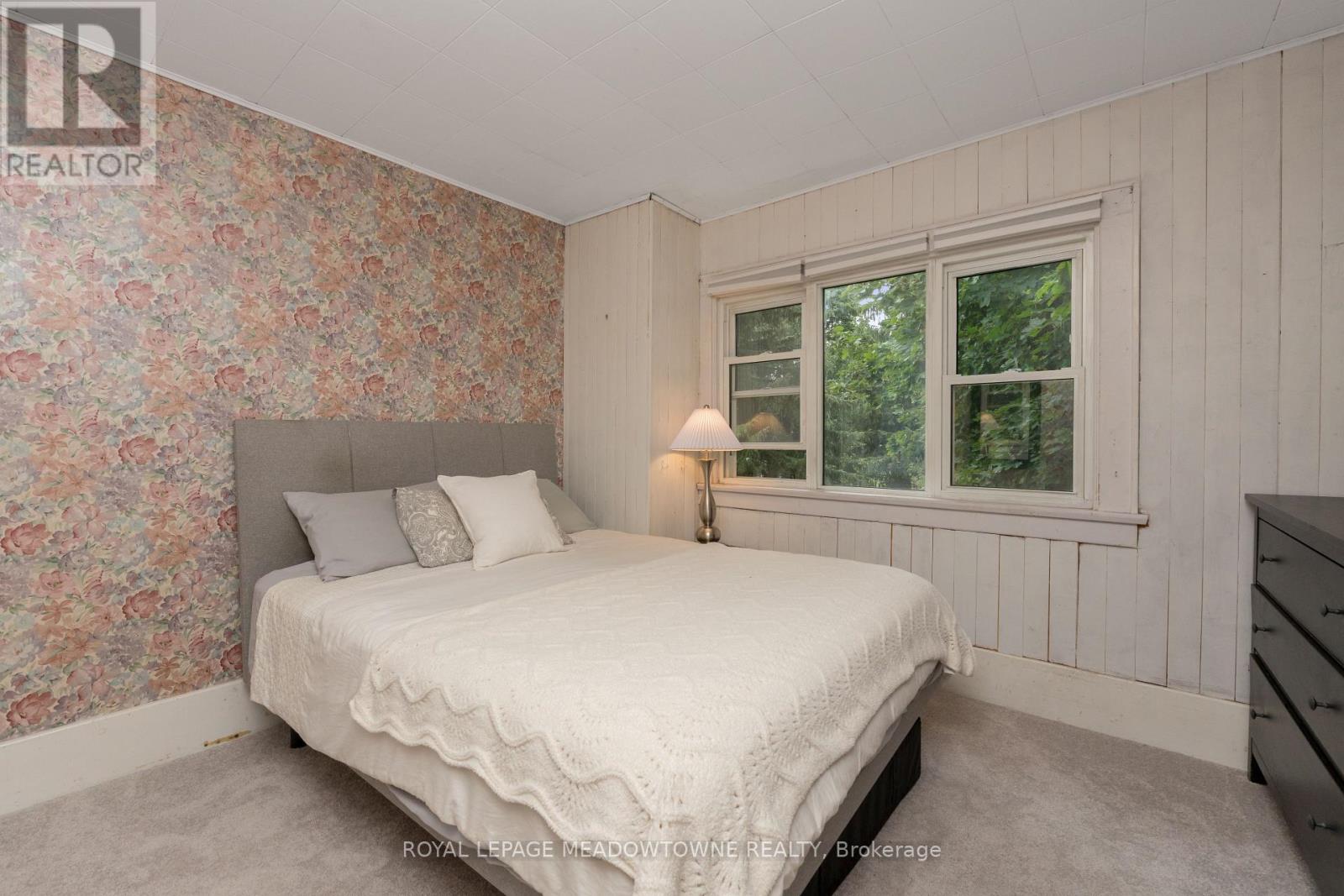 14 Academy Road, Halton Hills (Georgetown), Ontario  L7G 3N8 - Photo 21 - W12486045