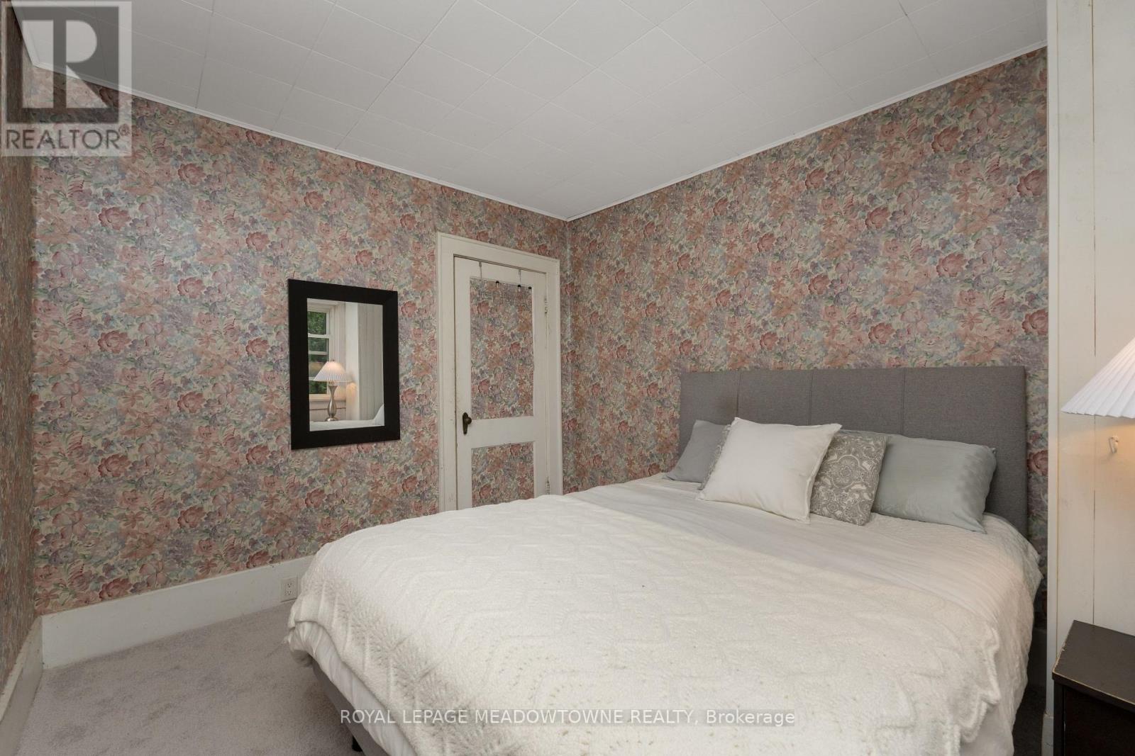 14 Academy Road, Halton Hills (Georgetown), Ontario  L7G 3N8 - Photo 22 - W12486045