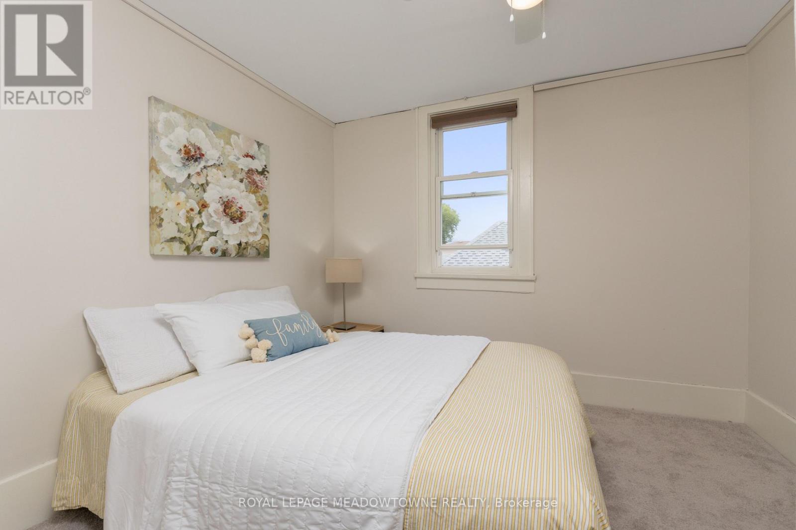 14 Academy Road, Halton Hills (Georgetown), Ontario  L7G 3N8 - Photo 25 - W12486045