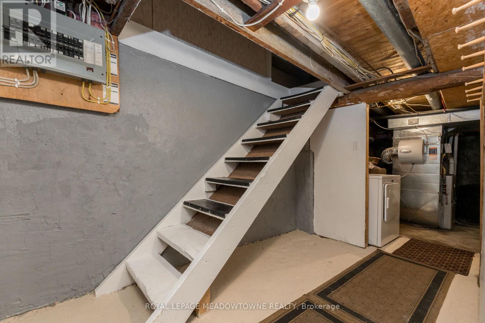 14 Academy Road, Halton Hills (Georgetown), Ontario  L7G 3N8 - Photo 29 - W12486045