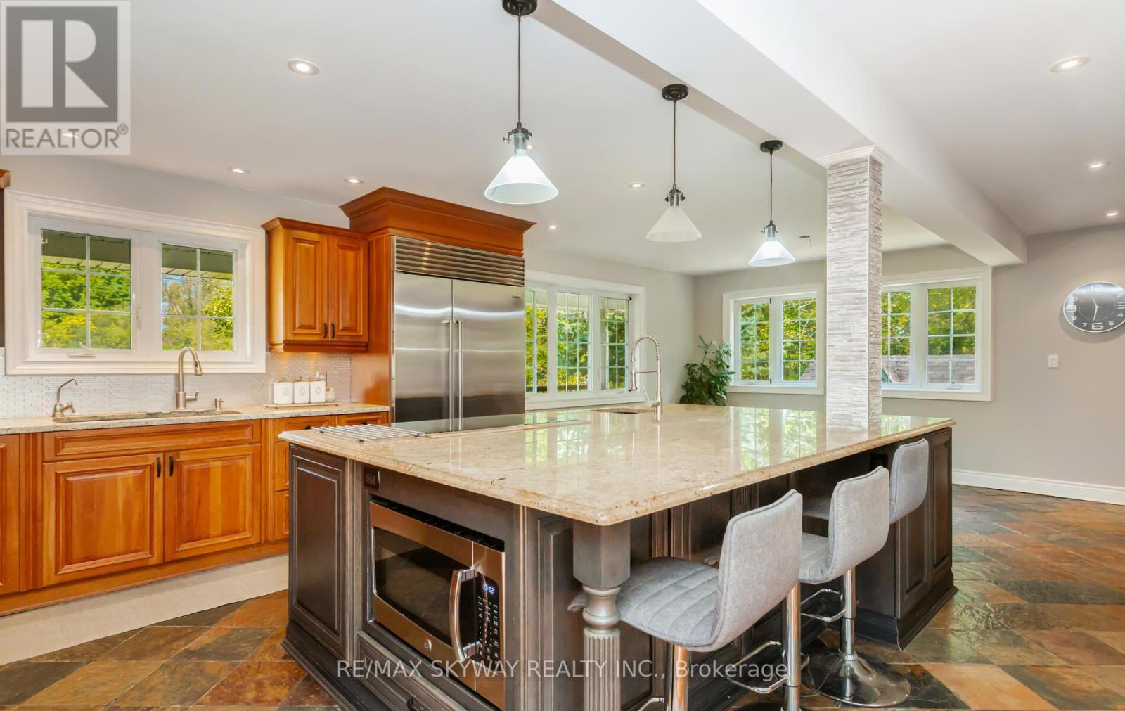 5628 Highway 7, Milton (Na Rural Nassagaweya), Ontario  L7J 2L7 - Photo 16 - W12486751