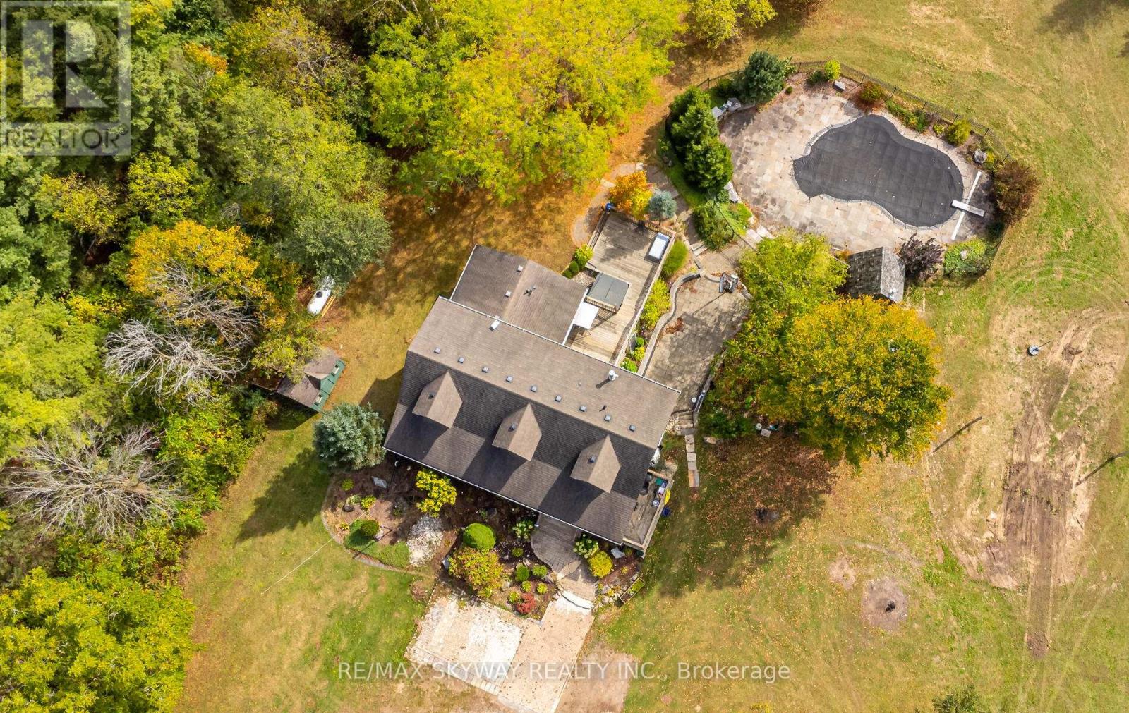 5628 Highway 7, Milton (Na Rural Nassagaweya), Ontario  L7J 2L7 - Photo 3 - W12486751