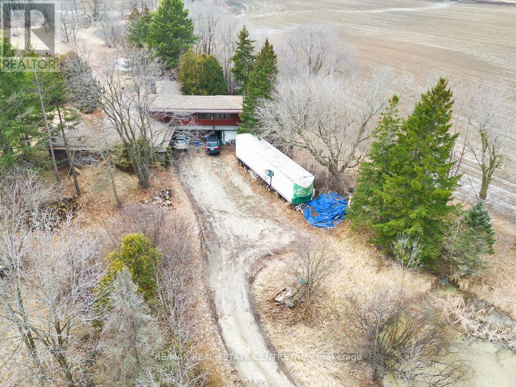 8408 Hornby Road, Halton Hills (Rural Halton Hills), Ontario  L7G 4S5 - Photo 16 - W12493972