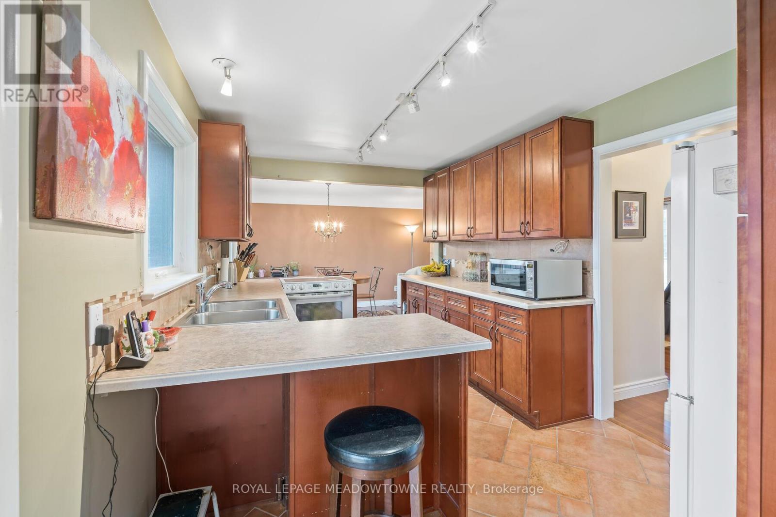 11317 Regional Rd 25 Road, Halton Hills (Es Rural Esquesing), Ontario  L7J 2M1 - Photo 11 - W12494772