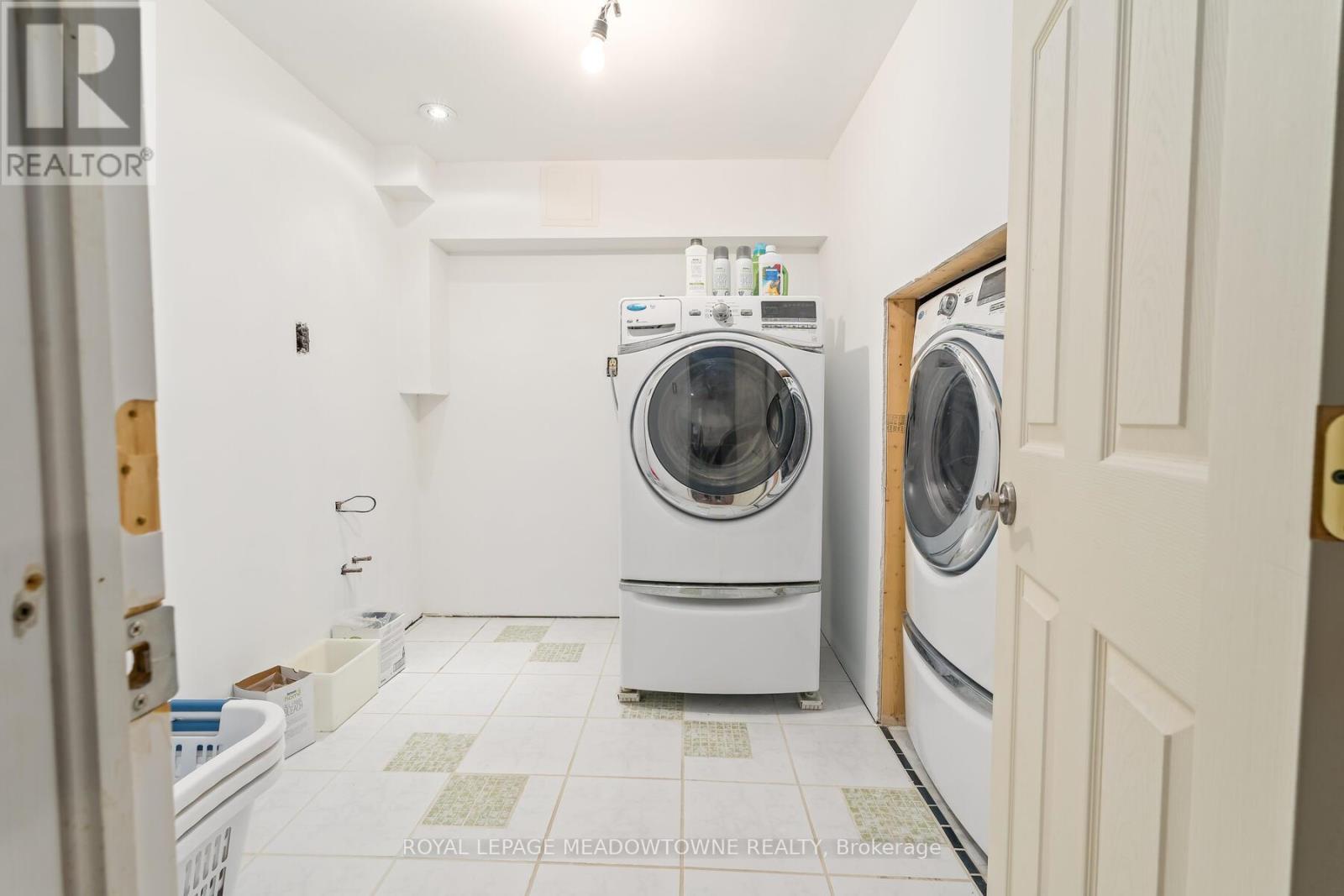 11317 Regional Rd 25 Road, Halton Hills (Es Rural Esquesing), Ontario  L7J 2M1 - Photo 23 - W12494772