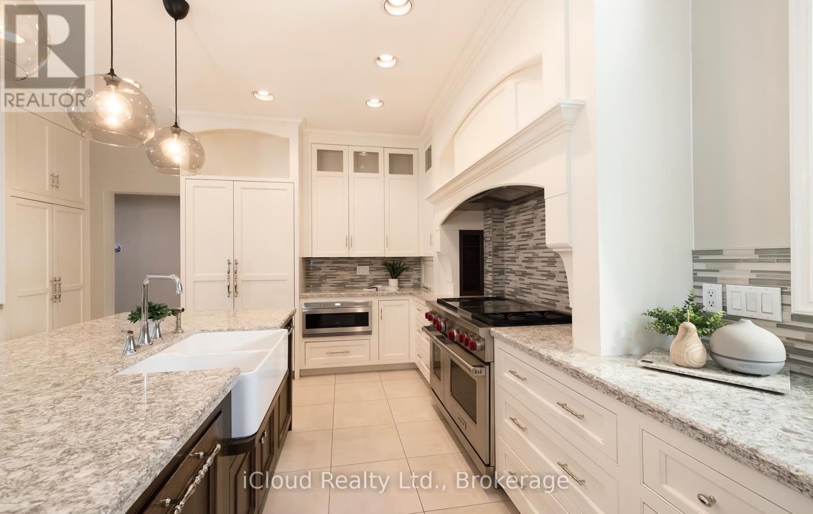 163 Wheelihan Way, Milton (Campbellville), Ontario  L0P 0A1 - Photo 11 - W12494980