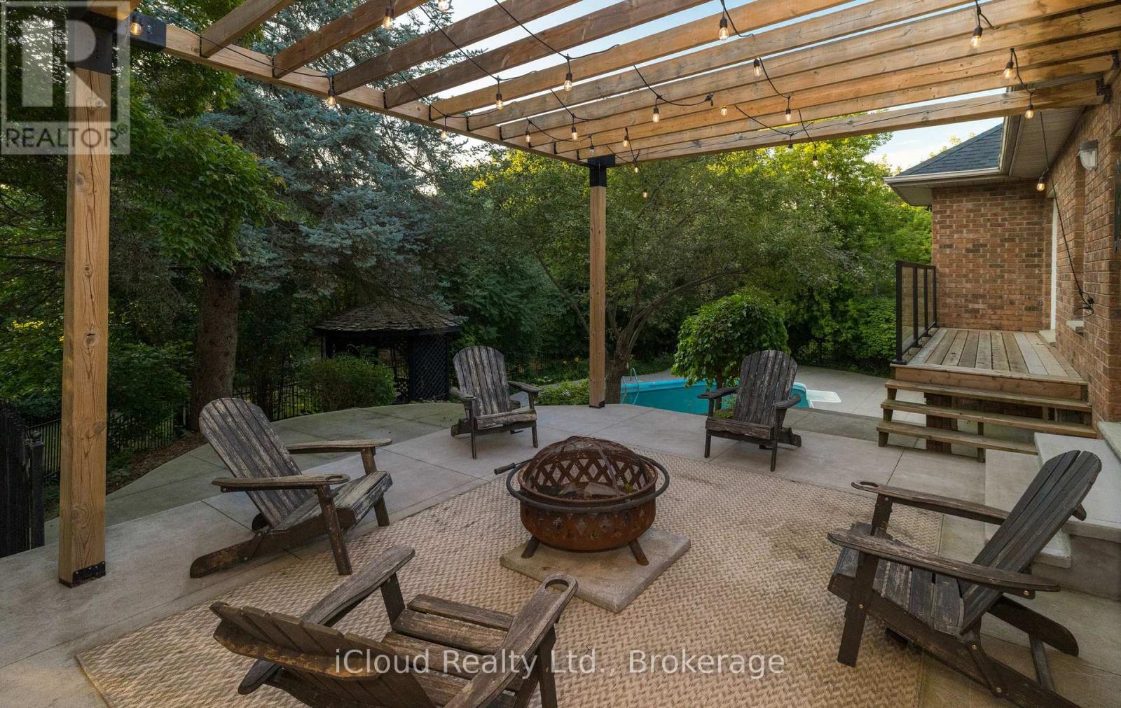 163 Wheelihan Way, Milton (Campbellville), Ontario  L0P 0A1 - Photo 40 - W12494980