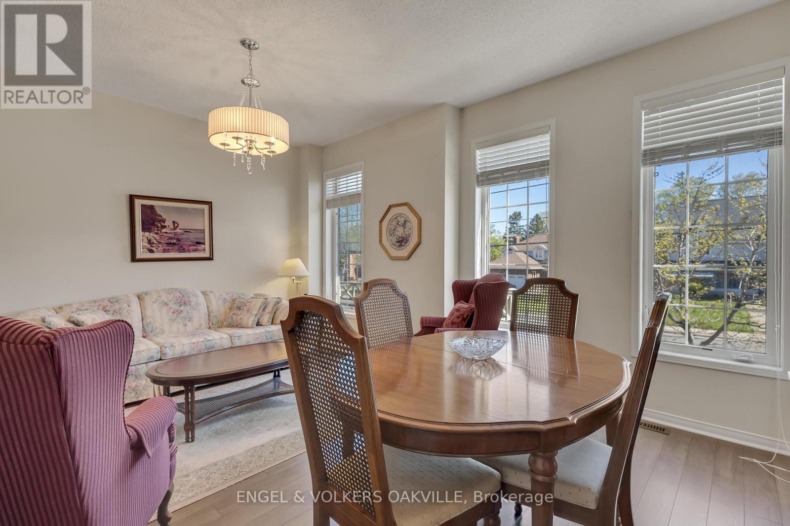 64 Batiste Trail, Halton Hills (Georgetown), Ontario  L7G 0H2 - Photo 16 - W12498886