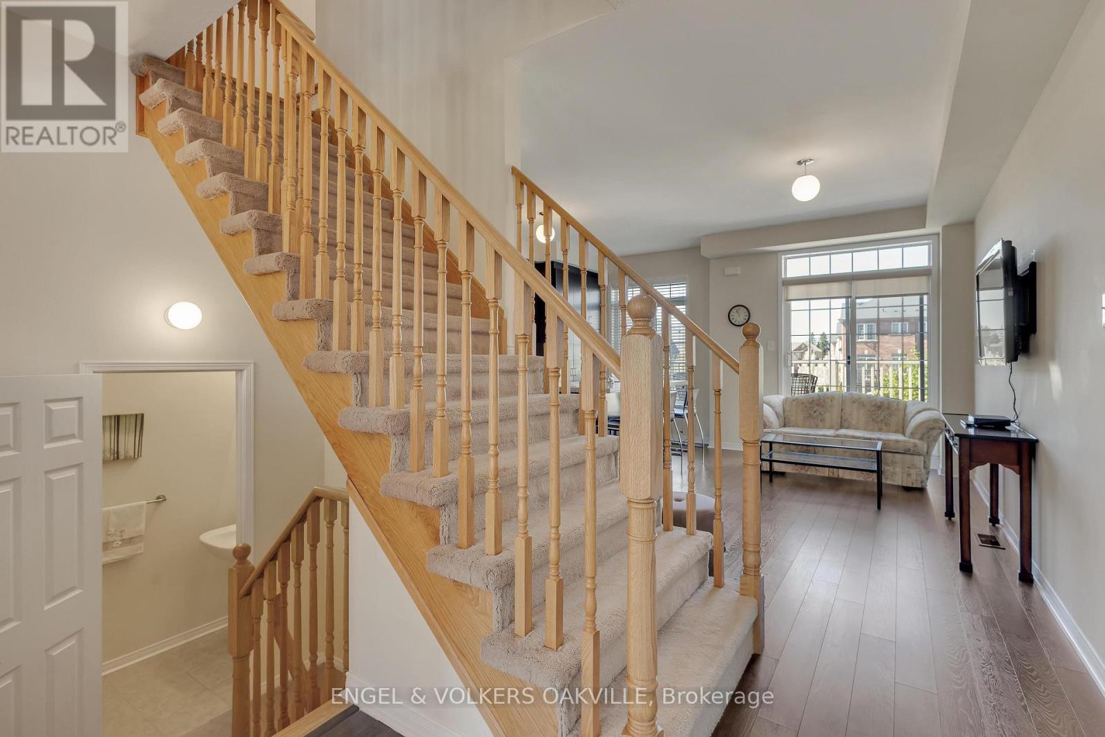 64 Batiste Trail, Halton Hills (Georgetown), Ontario  L7G 0H2 - Photo 18 - W12498886