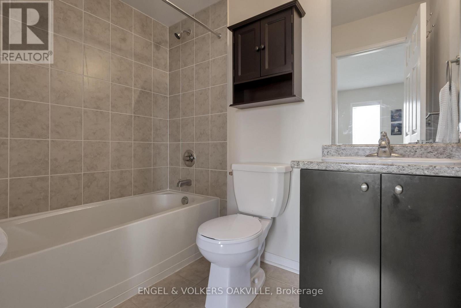 64 Batiste Trail, Halton Hills (Georgetown), Ontario  L7G 0H2 - Photo 24 - W12498886