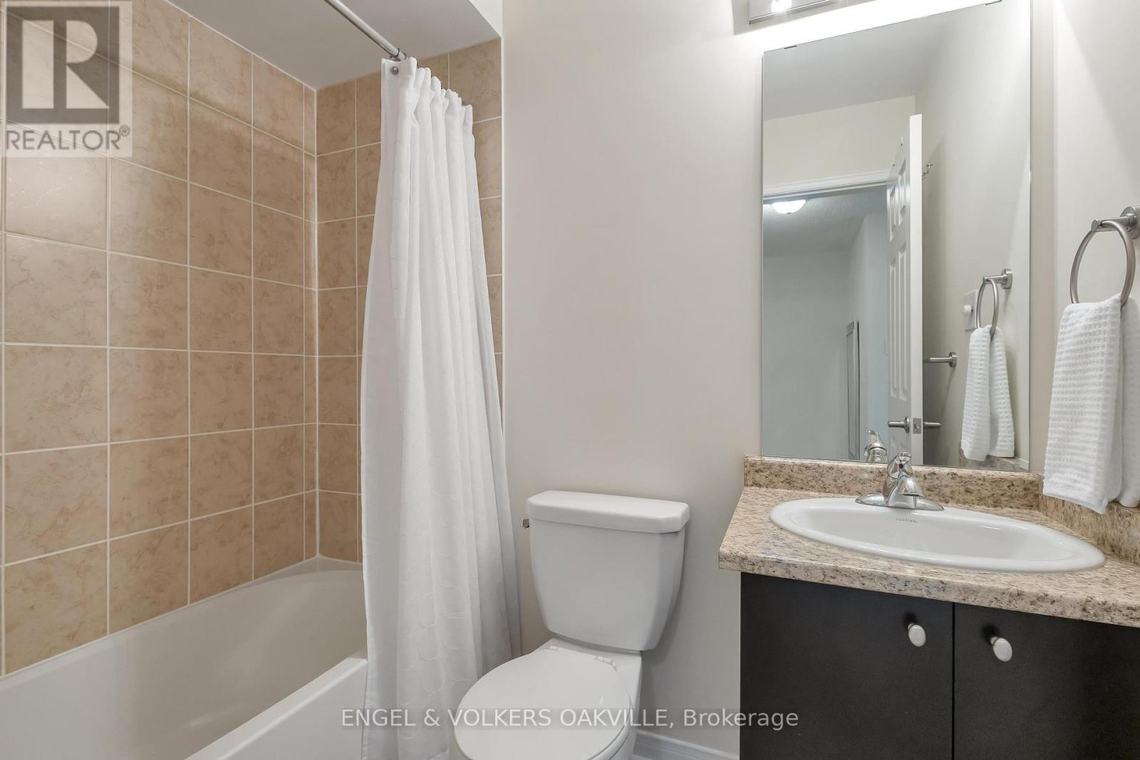 64 Batiste Trail, Halton Hills (Georgetown), Ontario  L7G 0H2 - Photo 28 - W12498886