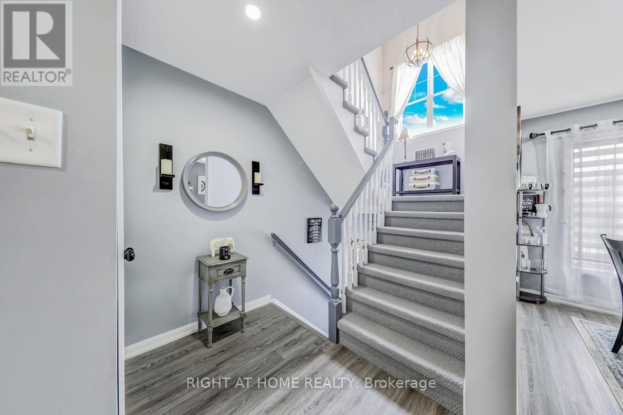 23 Seed House Lane, Halton Hills (Georgetown), Ontario  L7G 6K3 - Photo 11 - W12500500