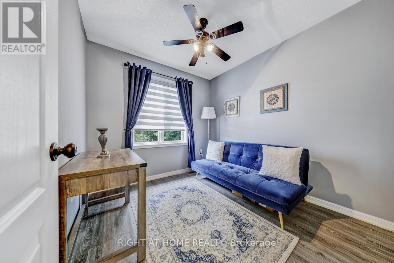 23 Seed House Lane, Halton Hills (Georgetown), Ontario  L7G 6K3 - Photo 15 - W12500500