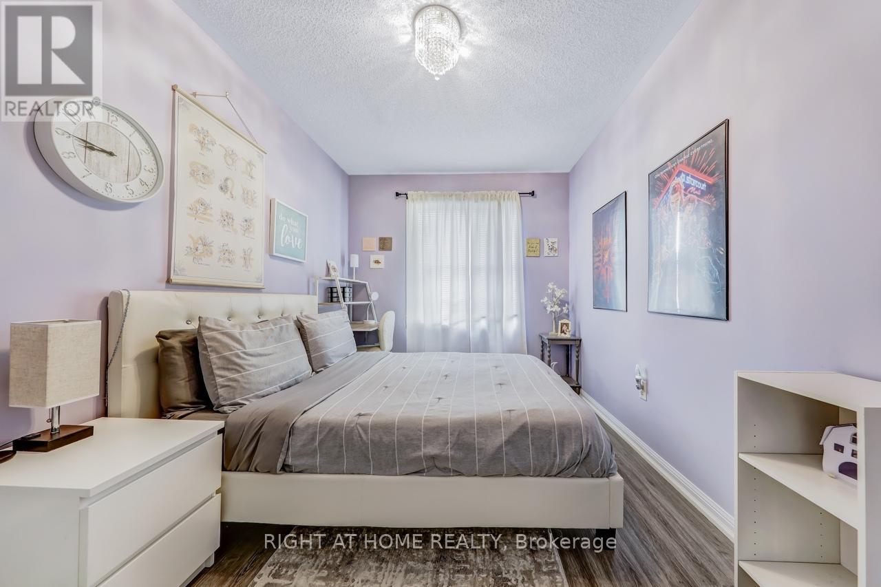 23 Seed House Lane, Halton Hills (Georgetown), Ontario  L7G 6K3 - Photo 18 - W12500500