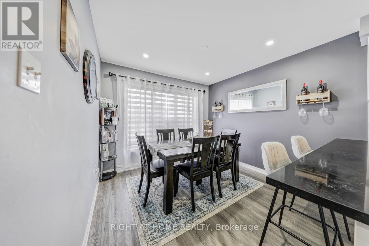 23 Seed House Lane, Halton Hills (Georgetown), Ontario  L7G 6K3 - Photo 4 - W12500500