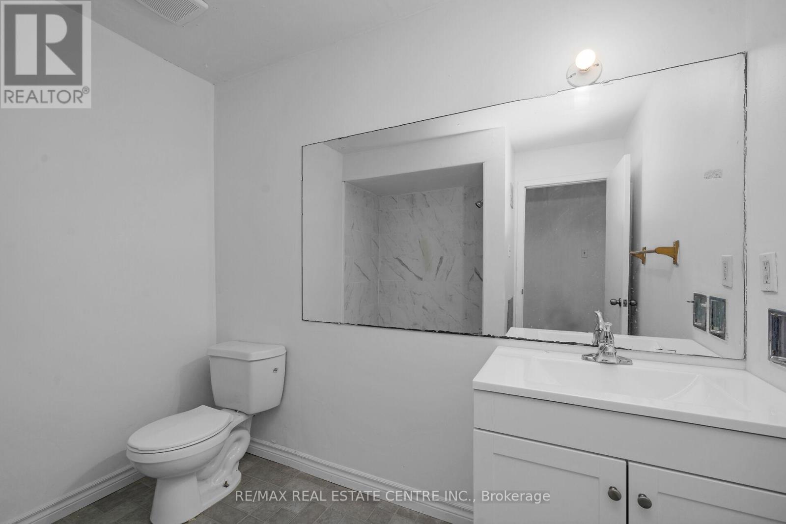 28 Adamson Street S, Halton Hills (Georgetown), Ontario  L0P 1K0 - Photo 19 - W12503534