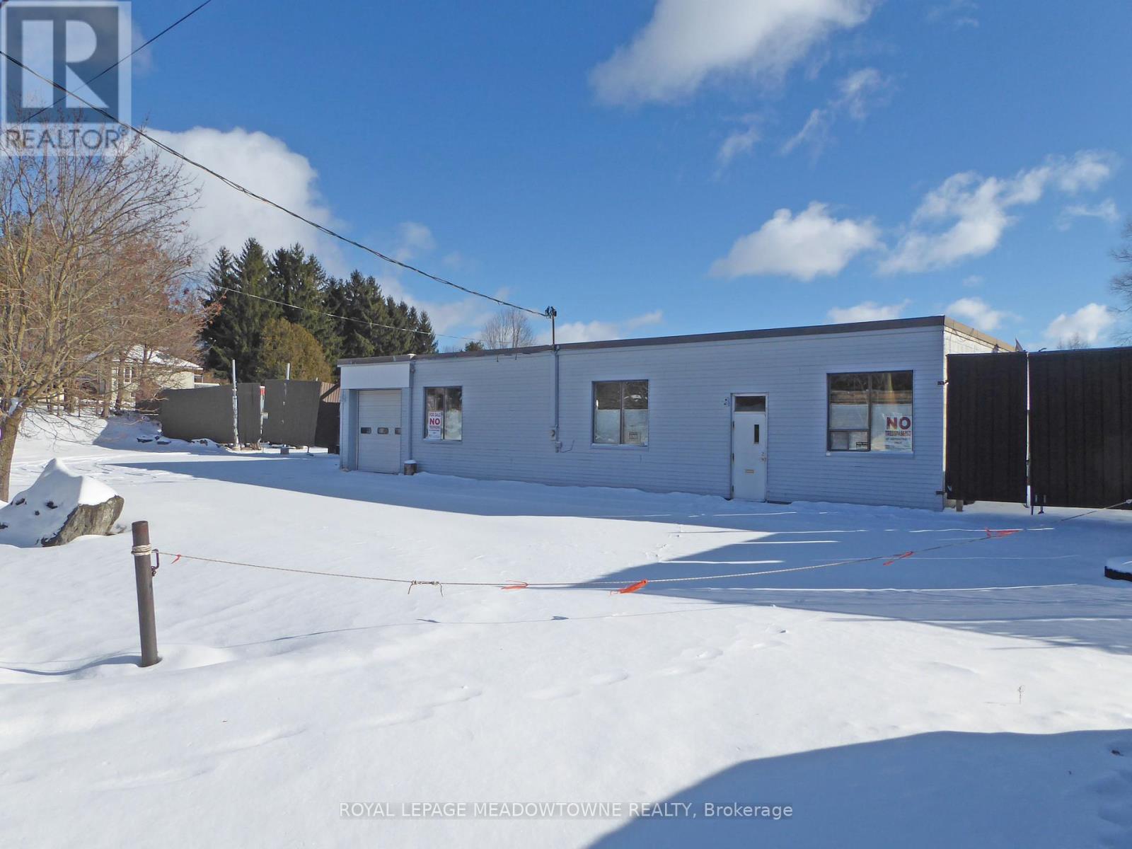 6148 32 Side Road, Halton Hills (Rural Halton Hills), Ontario  L7J 2L7 - Photo 6 - W12506828