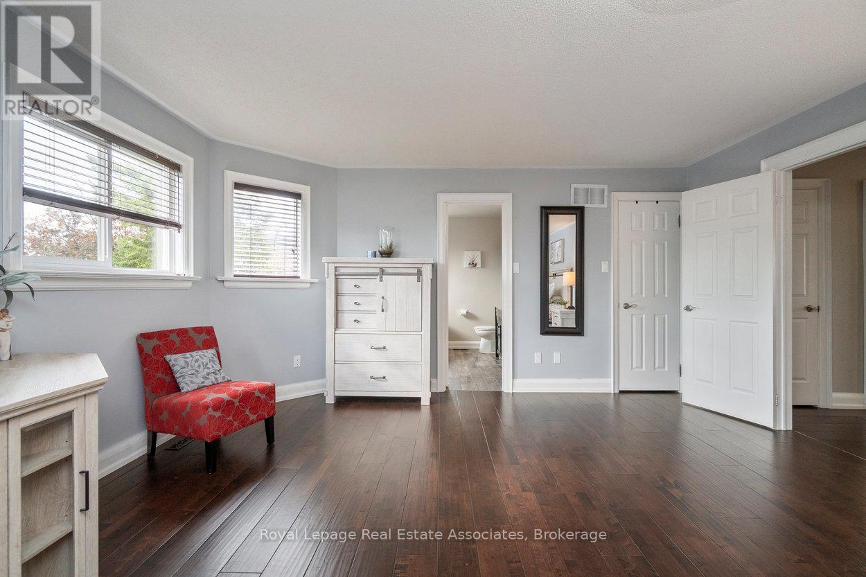 11 Craig Crescent, Halton Hills (Georgetown), Ontario  L7G 5K2 - Photo 23 - W12508184