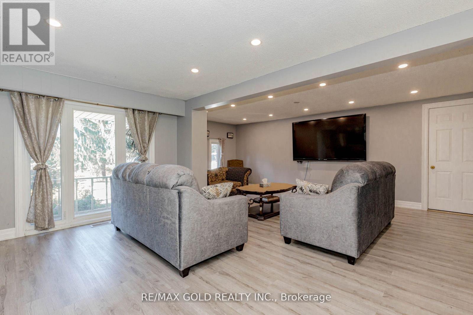 9109 Wellington Rd 50, Erin, Ontario  L7J 2L8 - Photo 15 - X12508292