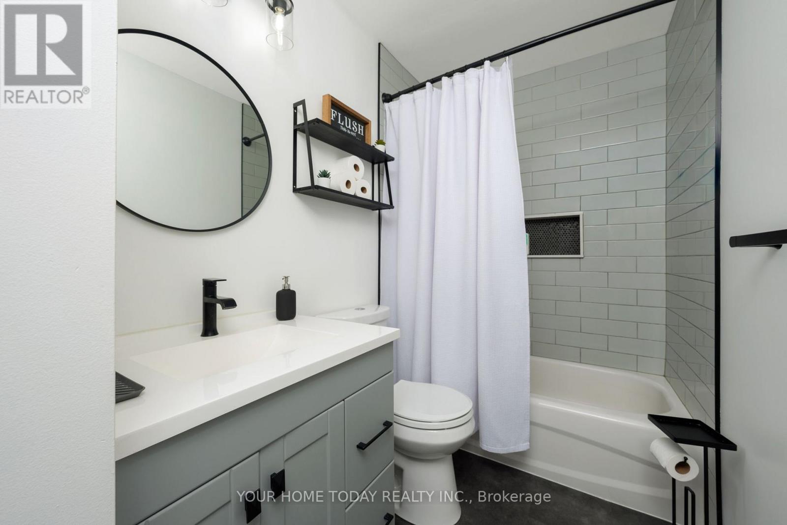 91 Mowat Crescent, Halton Hills (Georgetown), Ontario  L7G 6C8 - Photo 25 - W12511572