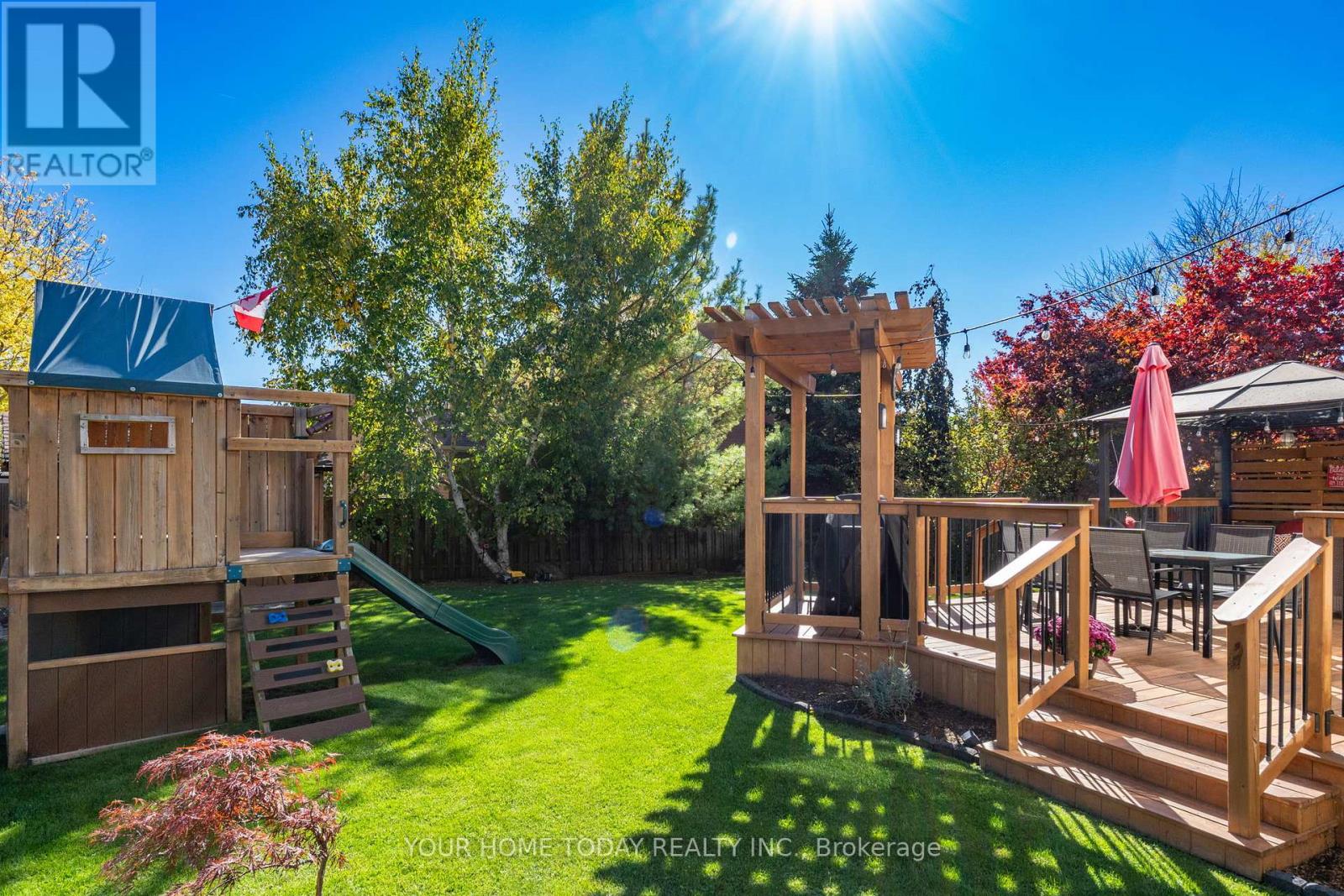 91 Mowat Crescent, Halton Hills (Georgetown), Ontario  L7G 6C8 - Photo 36 - W12511572