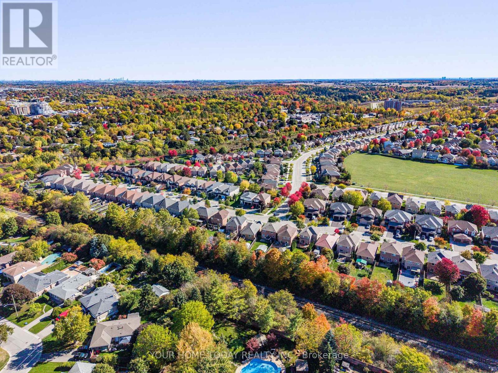 91 Mowat Crescent, Halton Hills (Georgetown), Ontario  L7G 6C8 - Photo 50 - W12511572