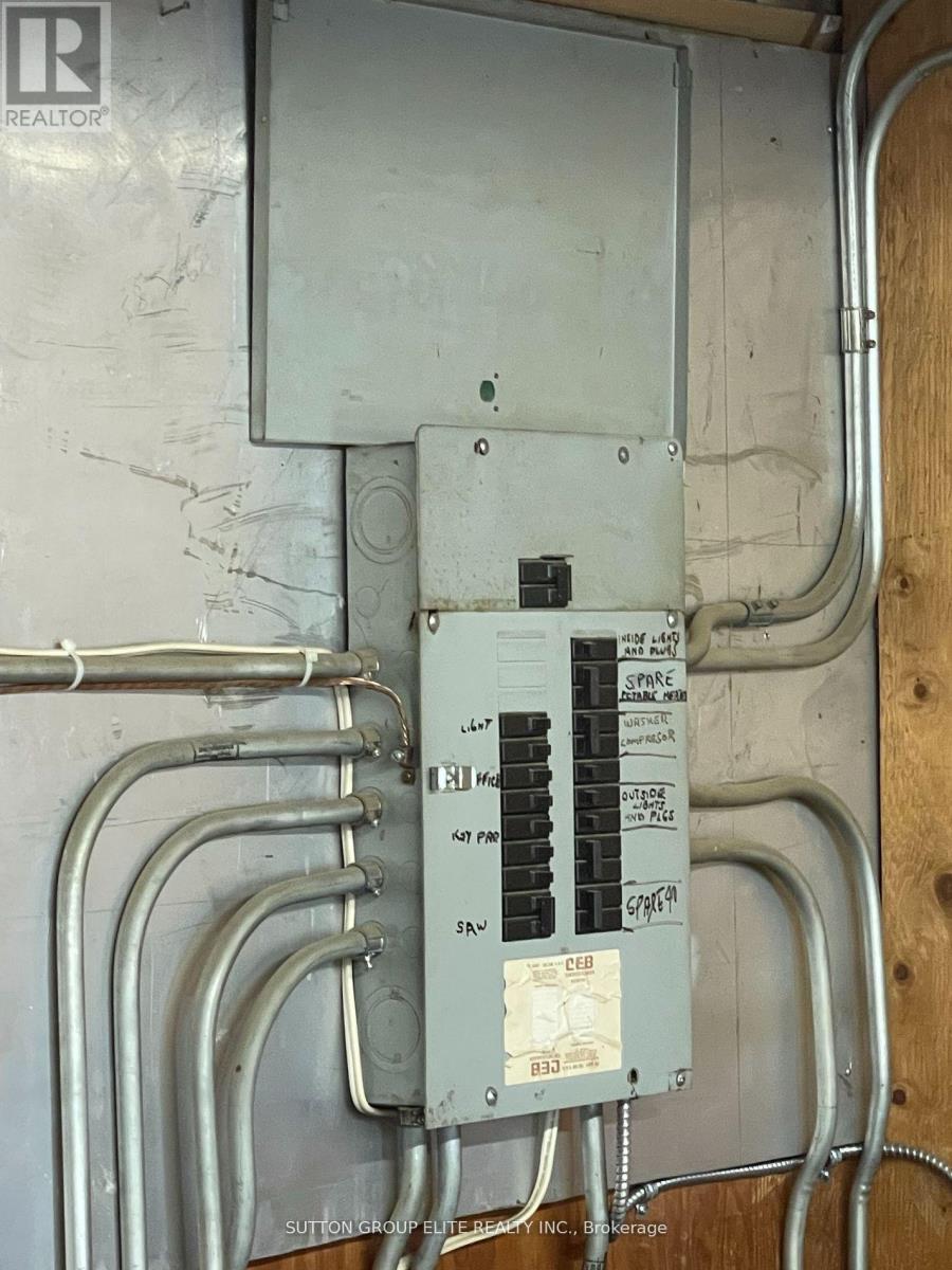 13220 10 Side Road, Halton Hills (Rural Halton Hills), Ontario  L7G 4S5 - Photo 12 - W12524468