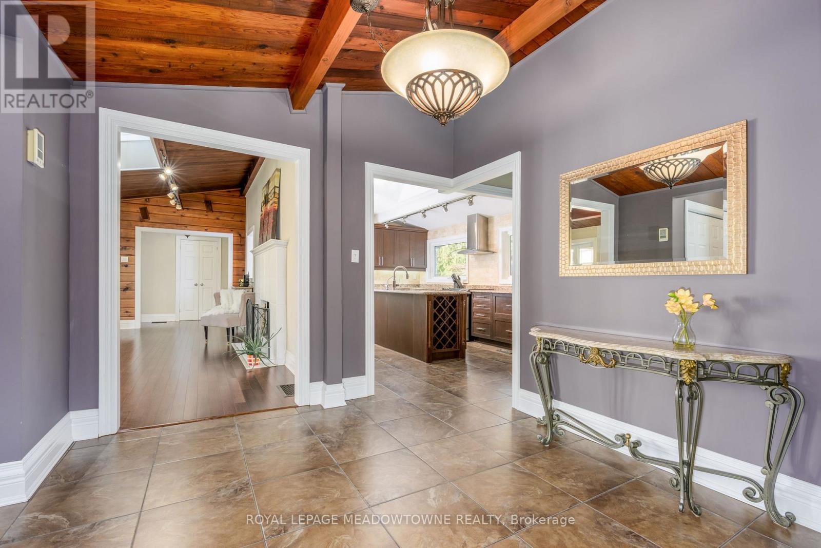 13219 Fourth Line, Halton Hills (Rural Halton Hills), Ontario  L7J 2M1 - Photo 6 - W12525596