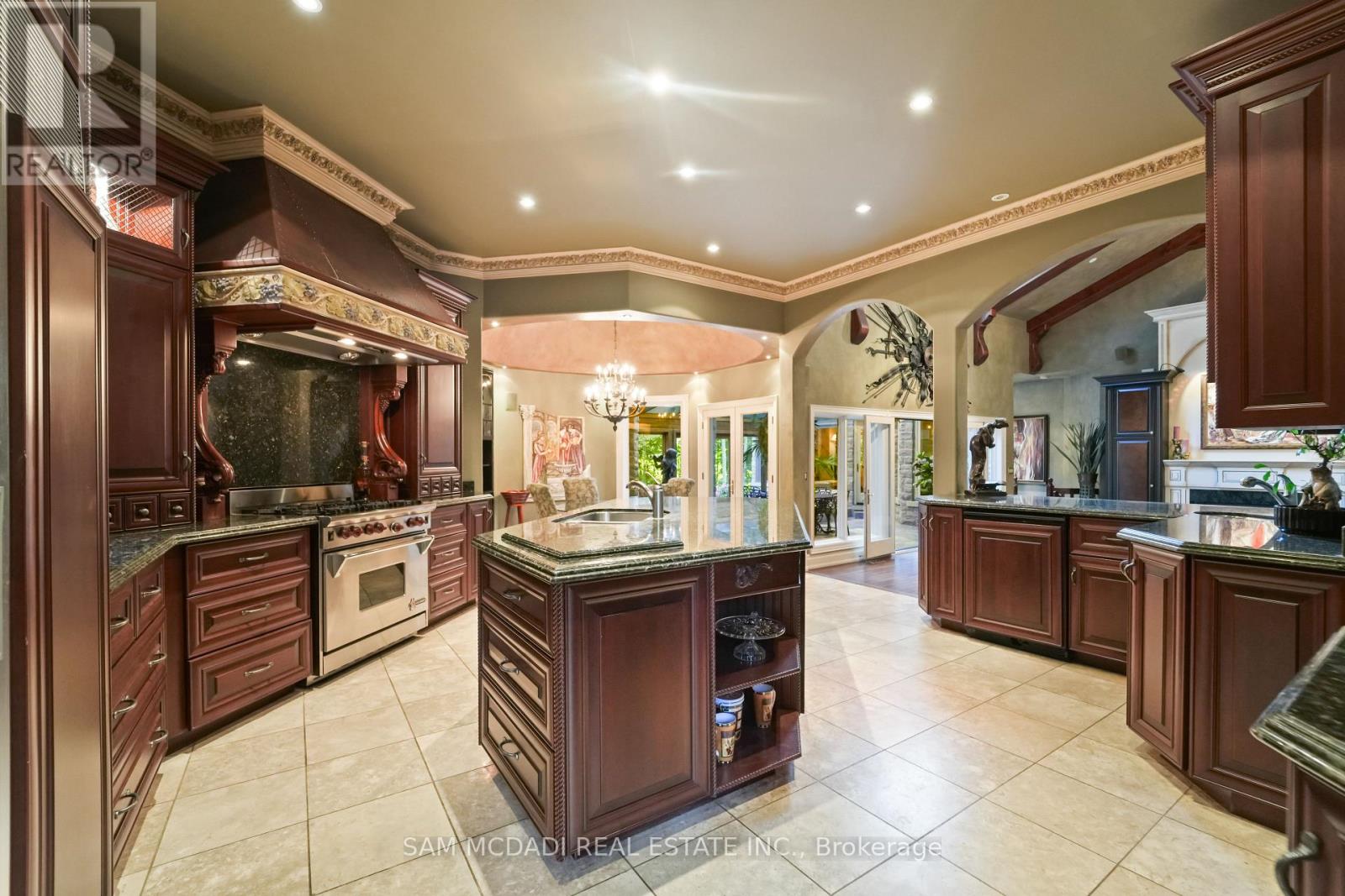 10140 Pineview Trail, Milton, Ontario  L0P 1B0 - Photo 11 - W12551356