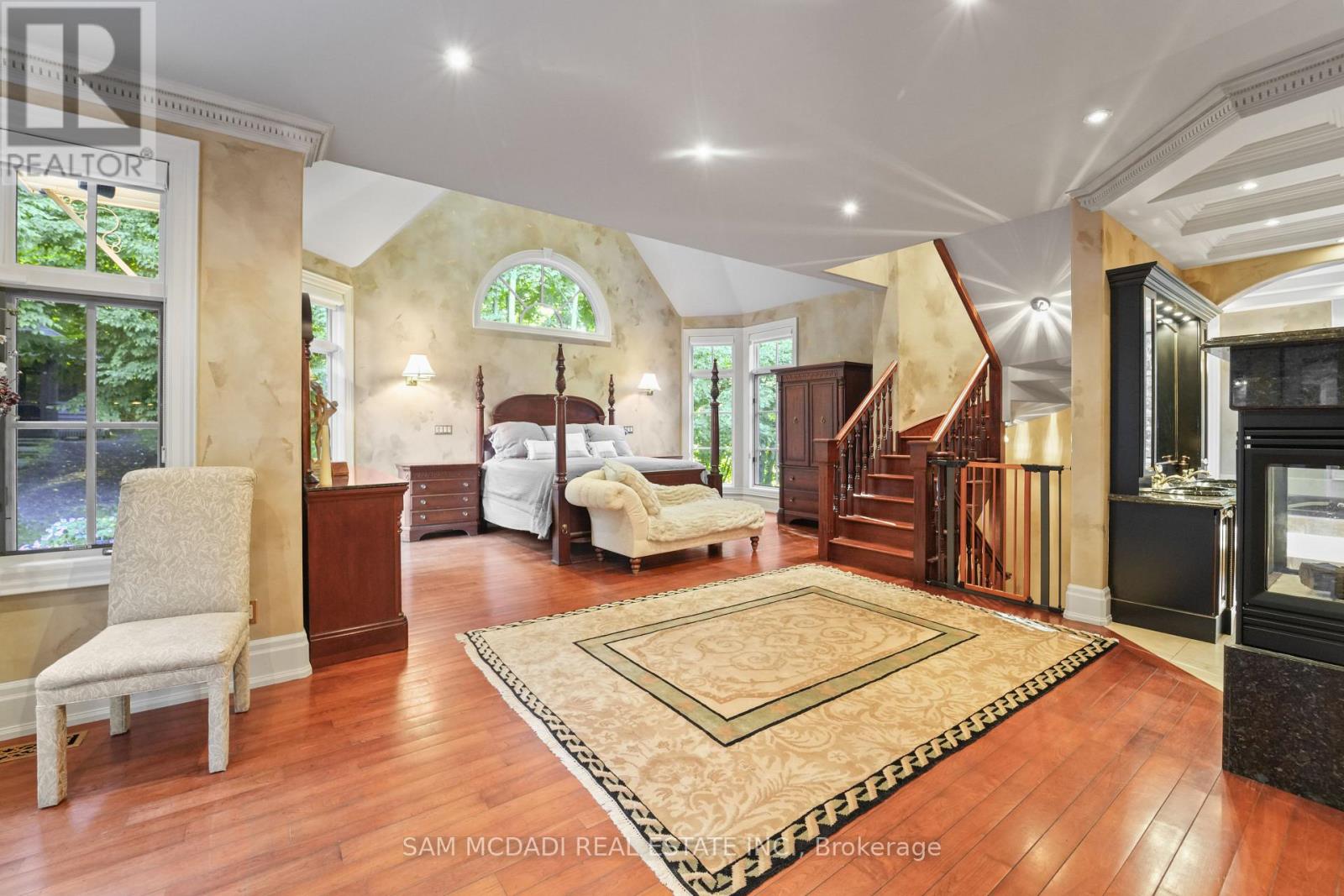 10140 Pineview Trail, Milton, Ontario  L0P 1B0 - Photo 21 - W12551356