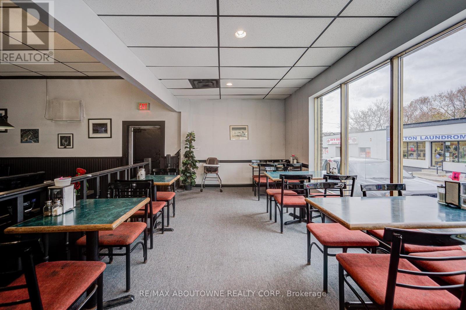 28 Mill Street E, Halton Hills (Ac Acton), Ontario  L7J 1H2 - Photo 31 - W12566392