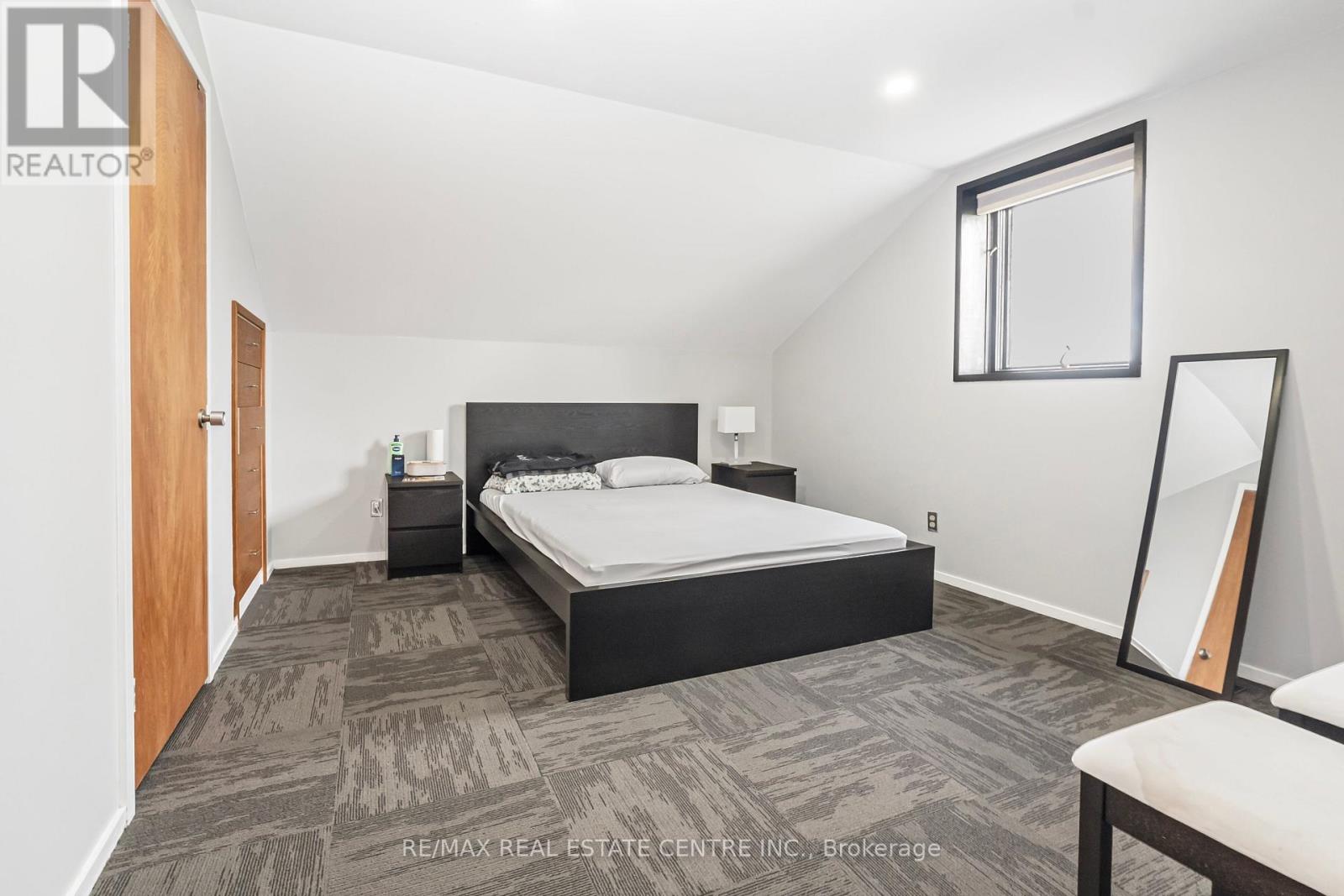 4314 Concession 11 Road, Puslinch, Ontario  L0P 1J0 - Photo 17 - X12578490