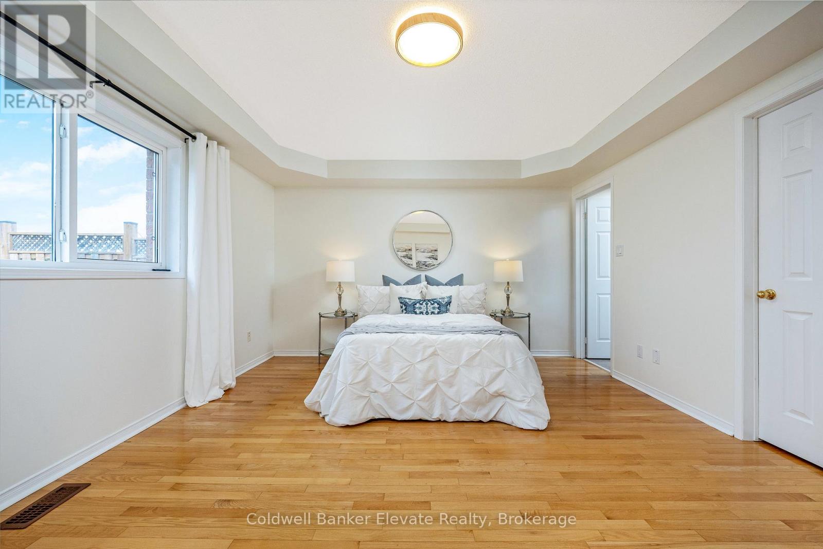 81 Atwood Avenue, Halton Hills (Georgetown), Ontario  L7G 6C5 - Photo 17 - W12584328