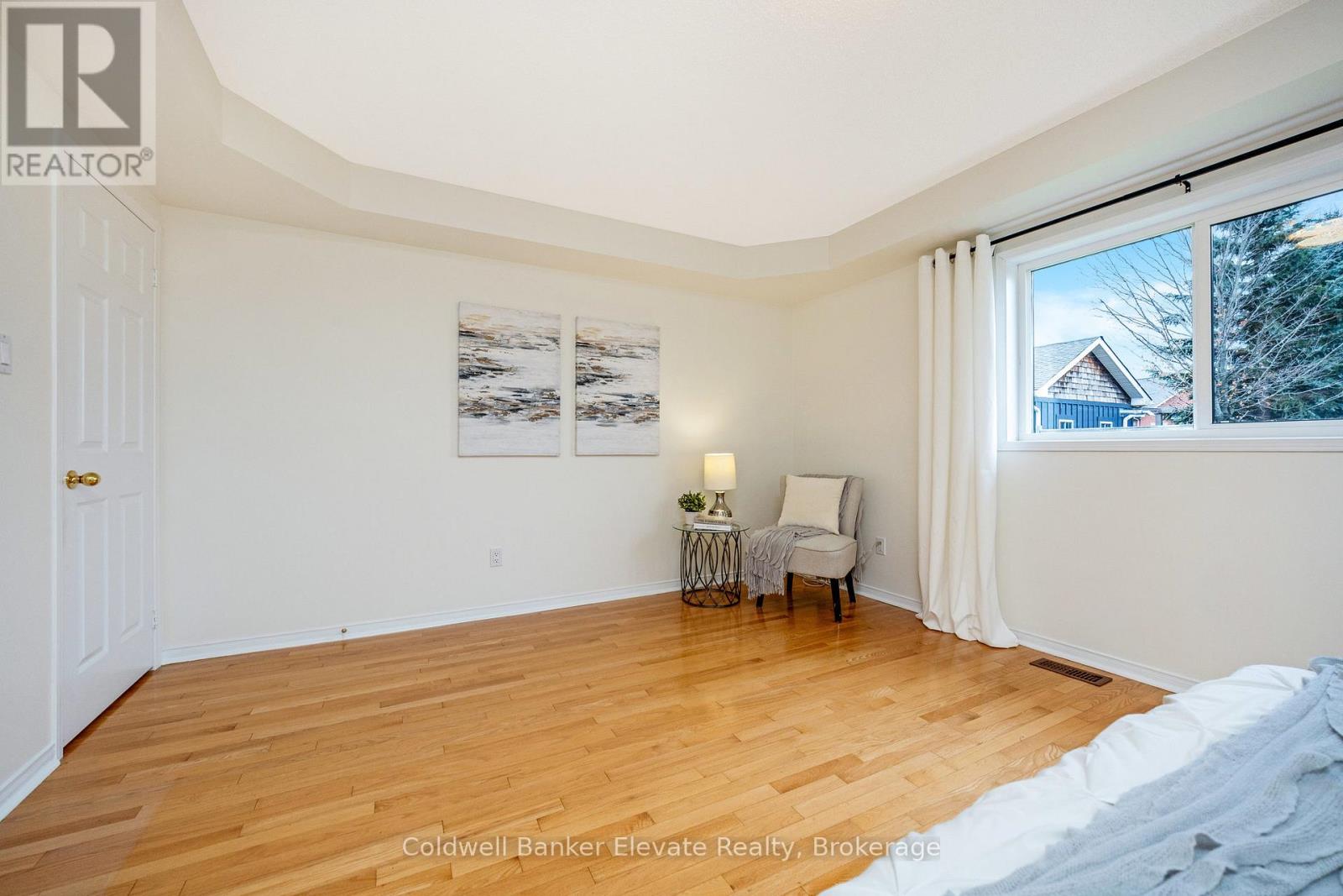 81 Atwood Avenue, Halton Hills (Georgetown), Ontario  L7G 6C5 - Photo 18 - W12584328